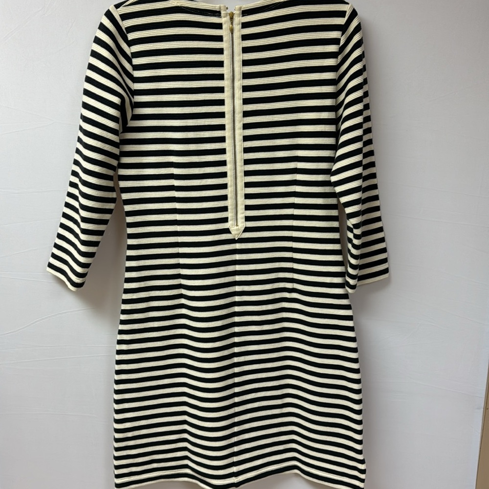 Vineyard Vines Dress Black and Cream Stripes Size Small - Picture 2 of 4